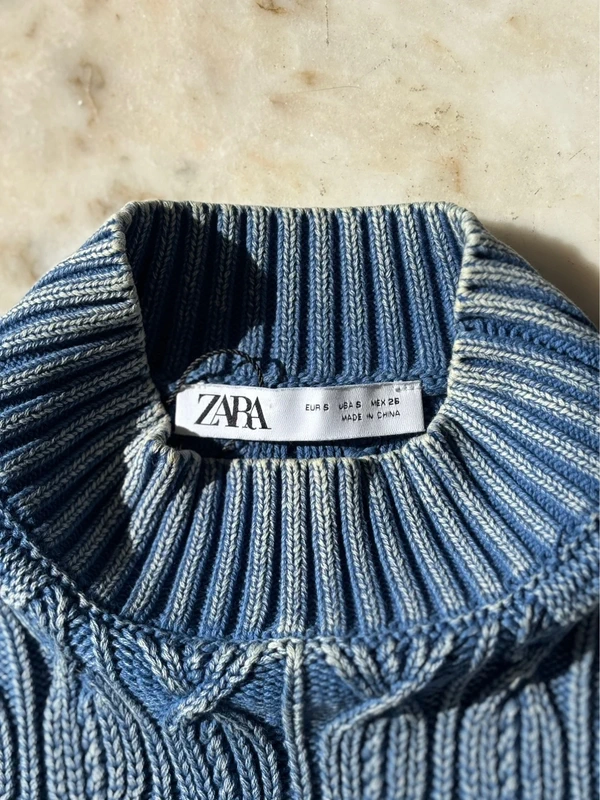 Zara Strickweste blau – Cropped – Größe S